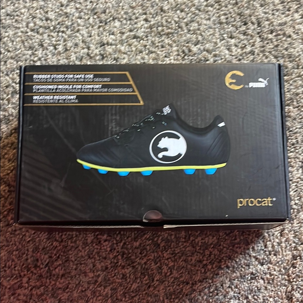 Puma Kids Soccer Cleats - Black - Size 1